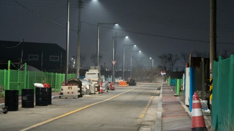 Tower Light Rental: Where Mobile Lighting Keeps Saudi Sites Working at Night